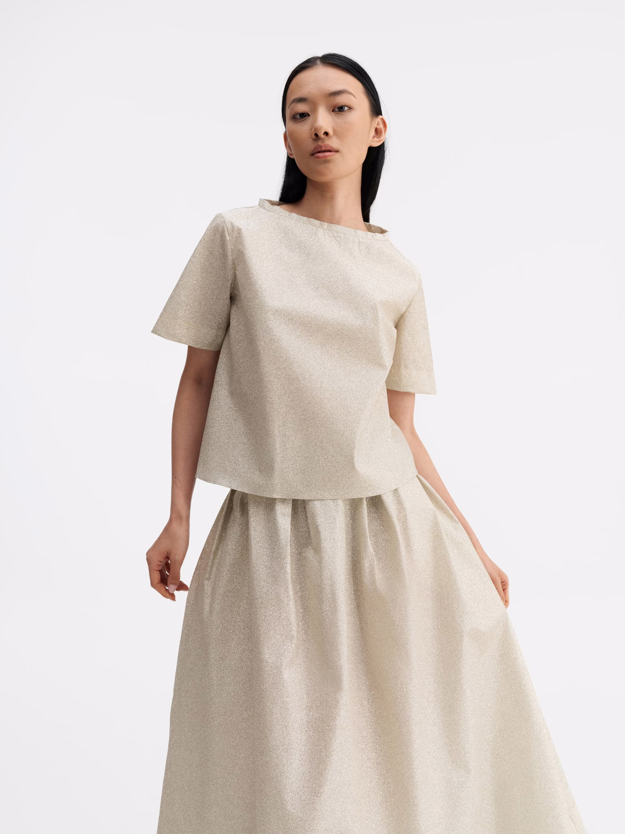 Ahlvar Gallery T-Shirts in Beige
