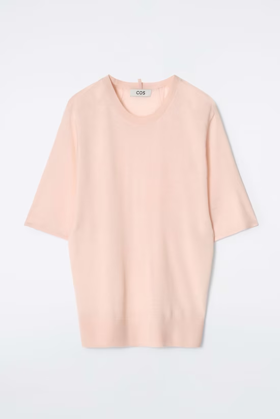 COS T-Shirts in Pink