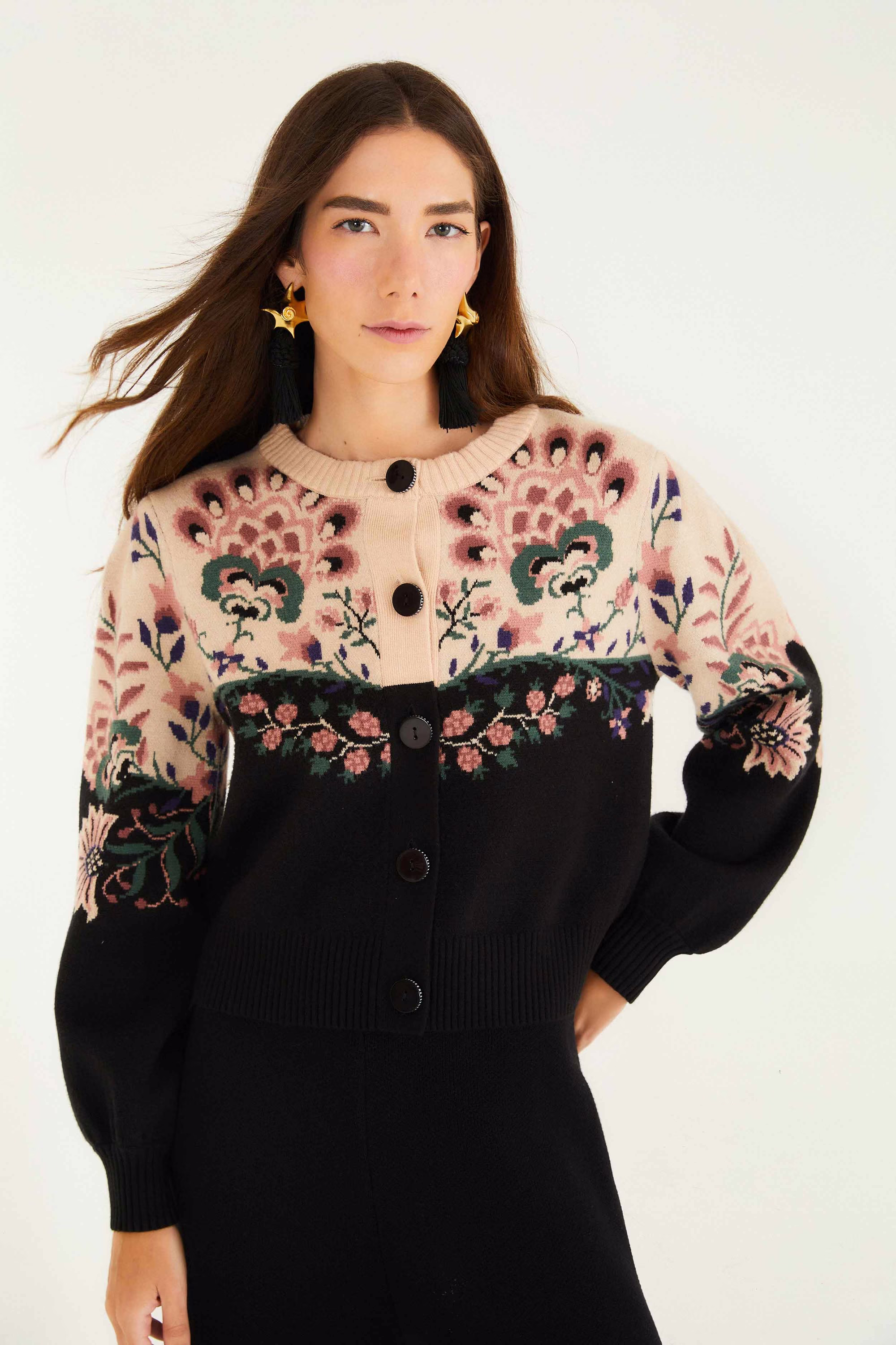 FARM Rio Sweaters & Cardigans in Black