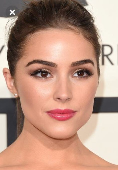 cool berry-pink lip with smoky bronze eye